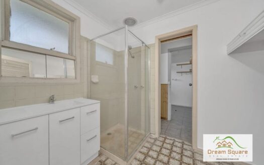 6 TEEDA Court, Melton South, Vic 3338