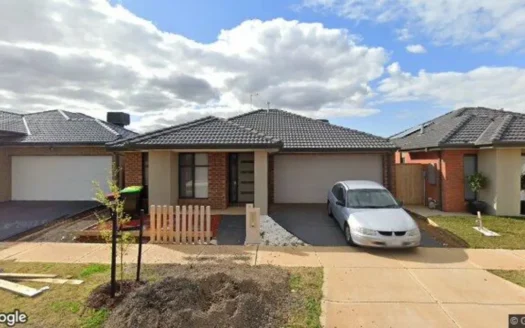 16 SCORPIO Road, Weir Views, Vic 3338